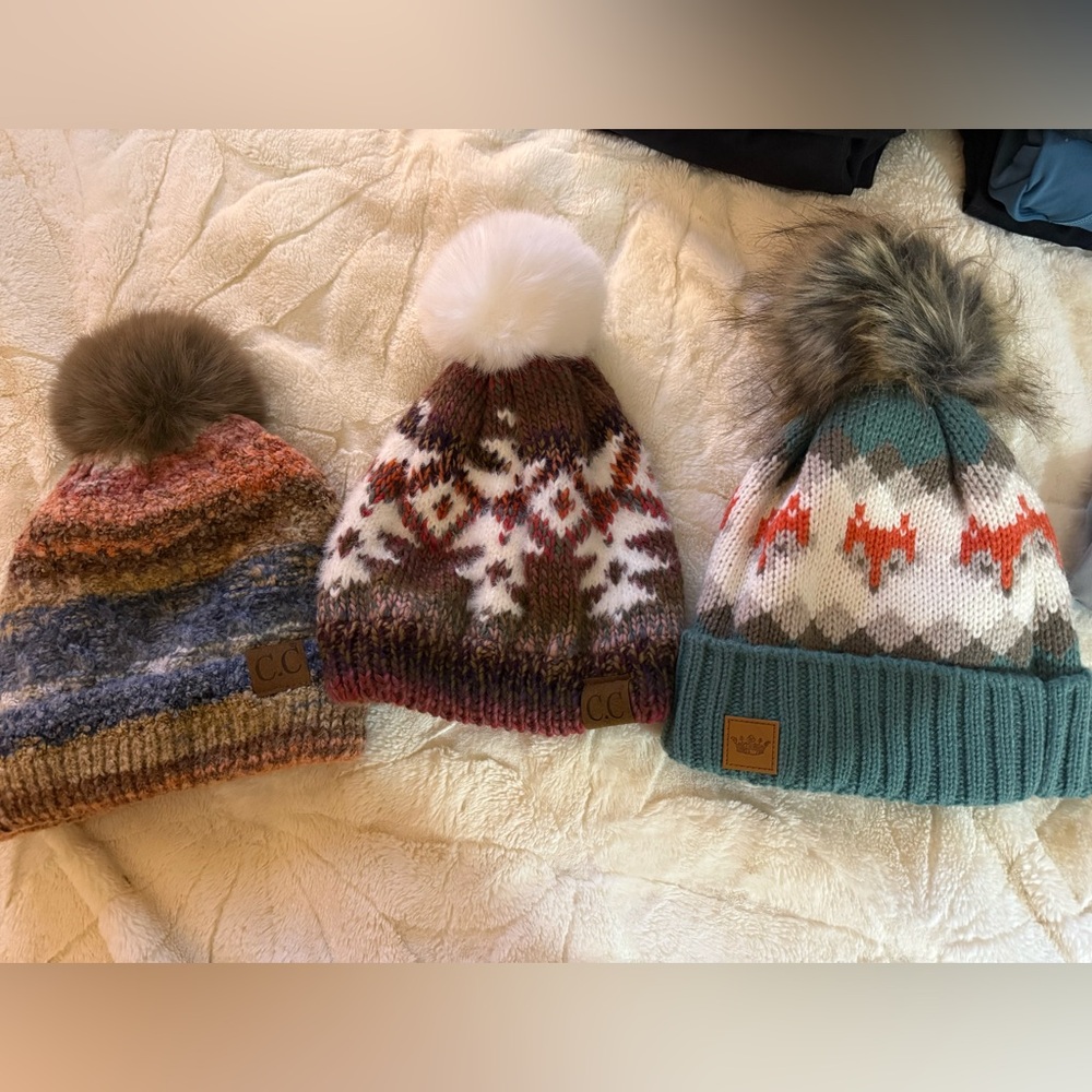 3 C.C. Beanies